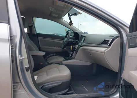 2017 Hyundai Elantra Se z USA, uszkodzony, nr VIN 5NPD84LF2HH121290